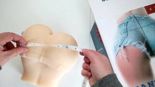 UNBOXING: KYO JEANS GIRL MASTURBATOR - Fake ass (Club-des-branleurs.fr)