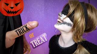 Roommate's prank while I'm on the phone with my cuckold boyfriend (Halloween edition)