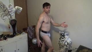 underWear Model's Bulge Explored!