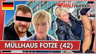 MILF Hunter lets skinny Vicky Hundt suck his dick before the fucking! milfhunter24