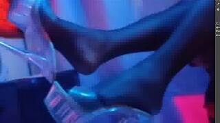 trailler MEL NA WEB EM NYLON FEET