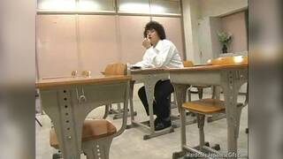 Asian school teacher enjoys raunchy fuck