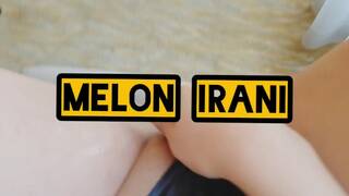 داف ایرانی کص اش رو خیس میکنه آماده واسه دادن Persian girl masturbates