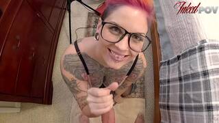 Tattooed babe Ava Minx sees what's cumming