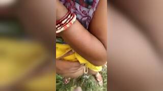 Sexy mature women showing small pussy and ready to fucking in jangle