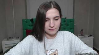 Small tits brunette amateur babe solo on webcam