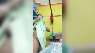 Big boobs women showing  pussy n Masturbating