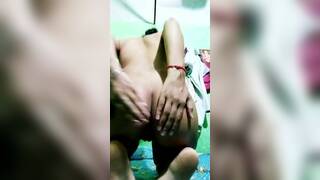 Indian girlfriend oil ass massage