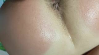 ho trovato un culo abbronzato e una figa bagnata in camper - found a wet pussy to fuc