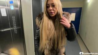 Stunning chick sucking me off in POV