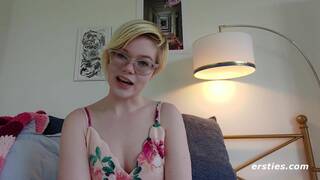 Ersties - Pearl Is From the USA and Loves Masturbating