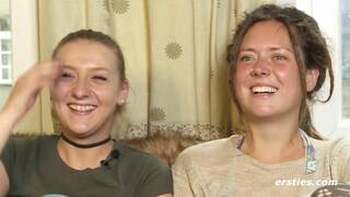 Ersties - Sofie und Tamara - das erste Mal lesbisch