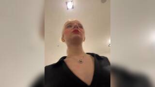 Horny blonde suck cock in shopping mall and gets load of cum live at sexycamx