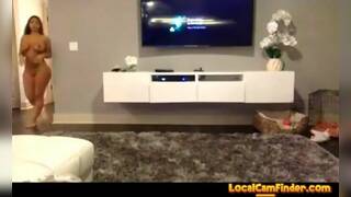 LATINA SHAKING ASS (i Taught Her)