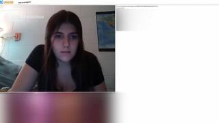 Omegle girl flash boobs and plays with her pussy