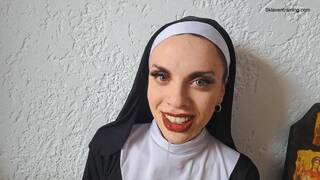 Devote Nonne in den Mund gefickt