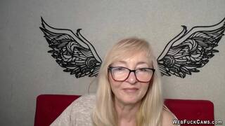 Amateur blonde mature lady with glasses IngritSno on webcam