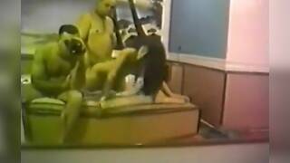 Mineirinha no Motel com dois amigos