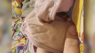 Masterbating in granny panties