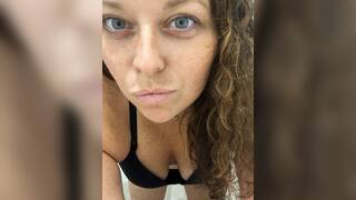 Kimchele - me and my bf love to fuck