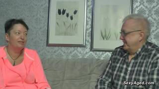 Amateur German old couple Nicole S and Willi enjoying passionate sex on the couch