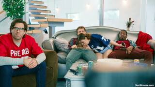 Im jerking n sucking off my stepdads friends behind his back