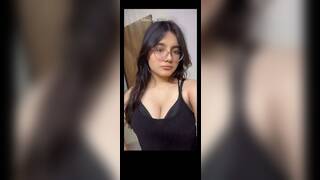 Cute Delhi Girl Showing Boobs