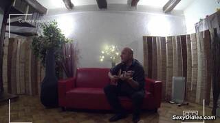 Curvy big ass stepmom twice fucked