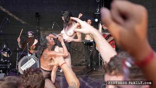 pf public sex during concert