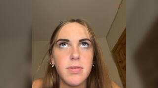 Hot Irish flashing her sexy body