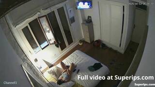 IPCAM – Italian wife masturbates out of boredom