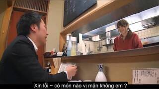 Fuck 2 beautiful girls at the restaurant