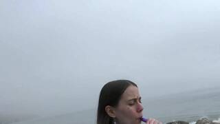 ATKGirlfriends 24 11 04 Sia Wood Malibu Pier 1 mp4 (1080)