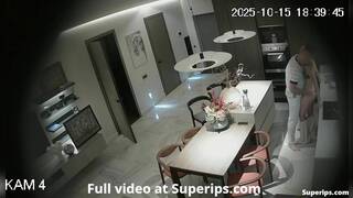 IPCAM – German MILF mom gets fucked in the kitchen