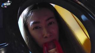 Fucked my stepmom's hefty ass doggystyle and splashed her hair with jizz - XXX!