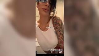 Alex Mucci live insta