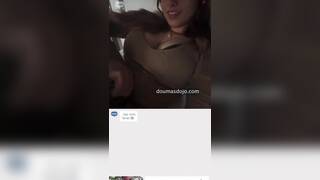 Omegle Hot Slut rubs pussy