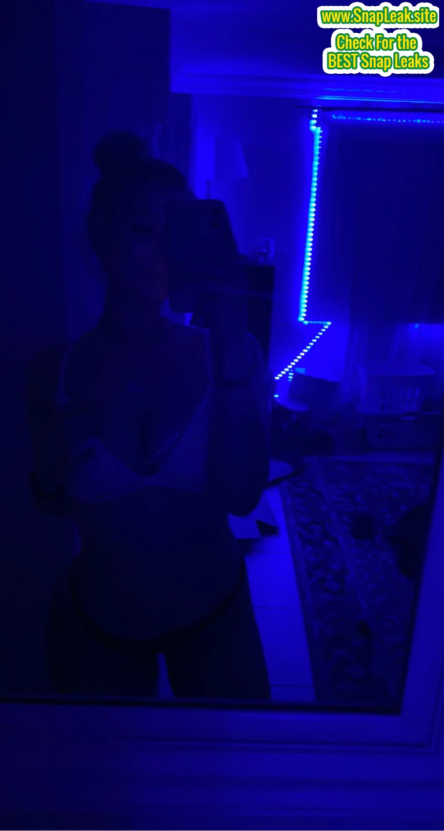 Stunning Blonde Teen Leaked Snapchat