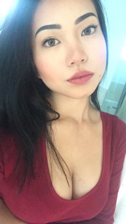 Hot Asian With Freckles Selfies