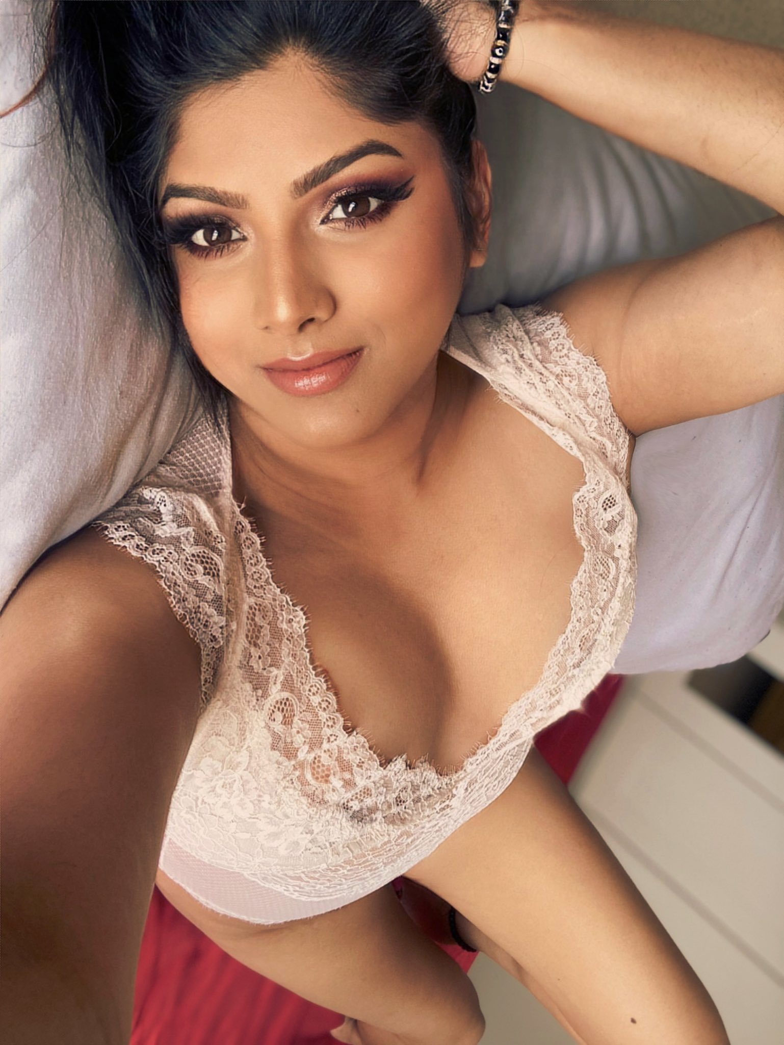 Hot Indian model fernando full Nude leck