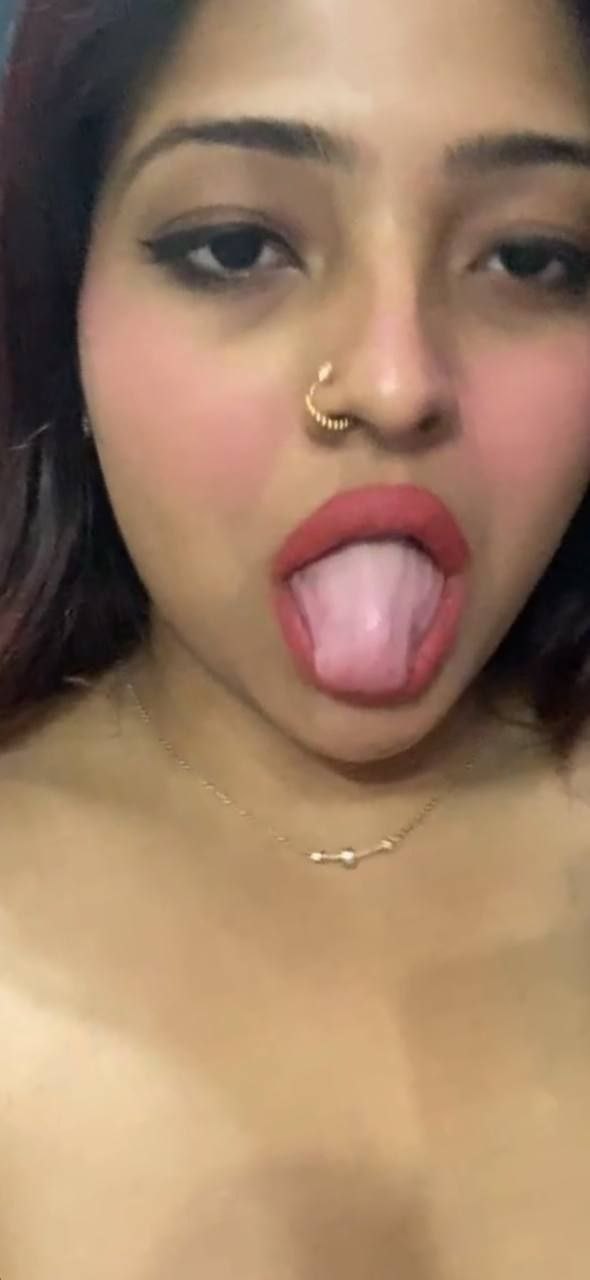 Indian Horny Desi Girl Boobs & Ass Nude Pics
