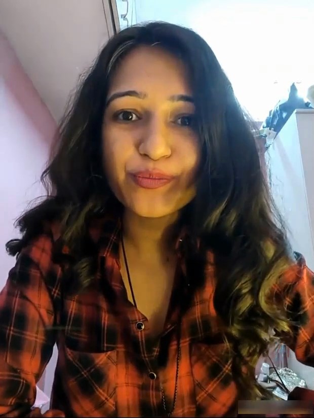 Gorgeous Indian Babe Nude Video Call Pics