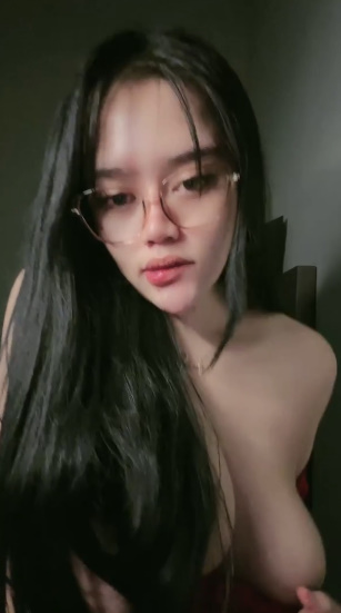 Back to Hot Girl