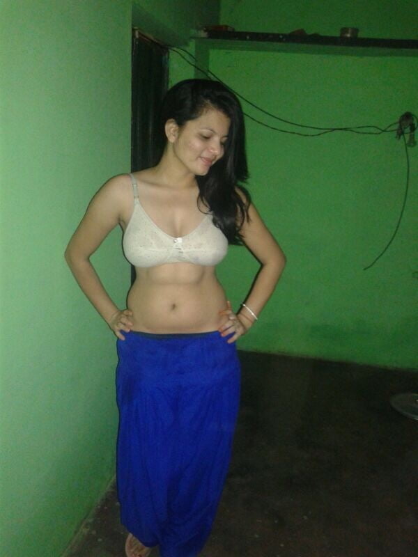 Desi Aunty Nude