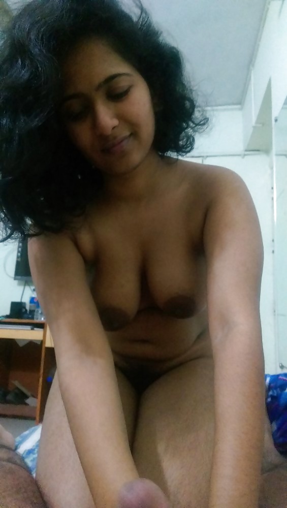 Sri Lankan Big Booby Horny Girl Nude Pics