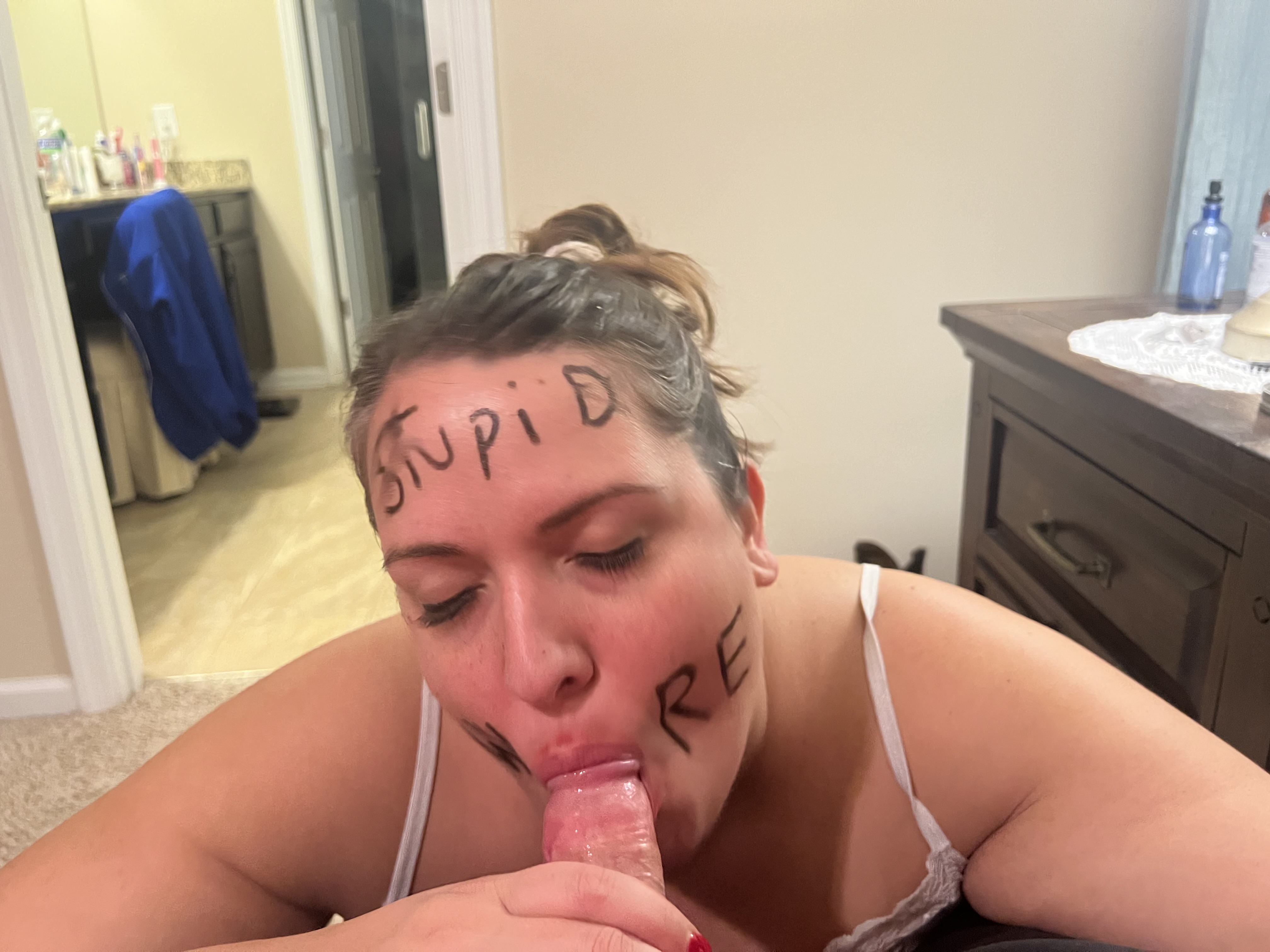 Whitney wants to Be A Webslut .. Help her