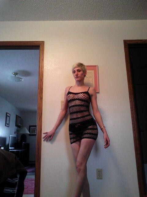 Shyex Showing Off Her Slender Body