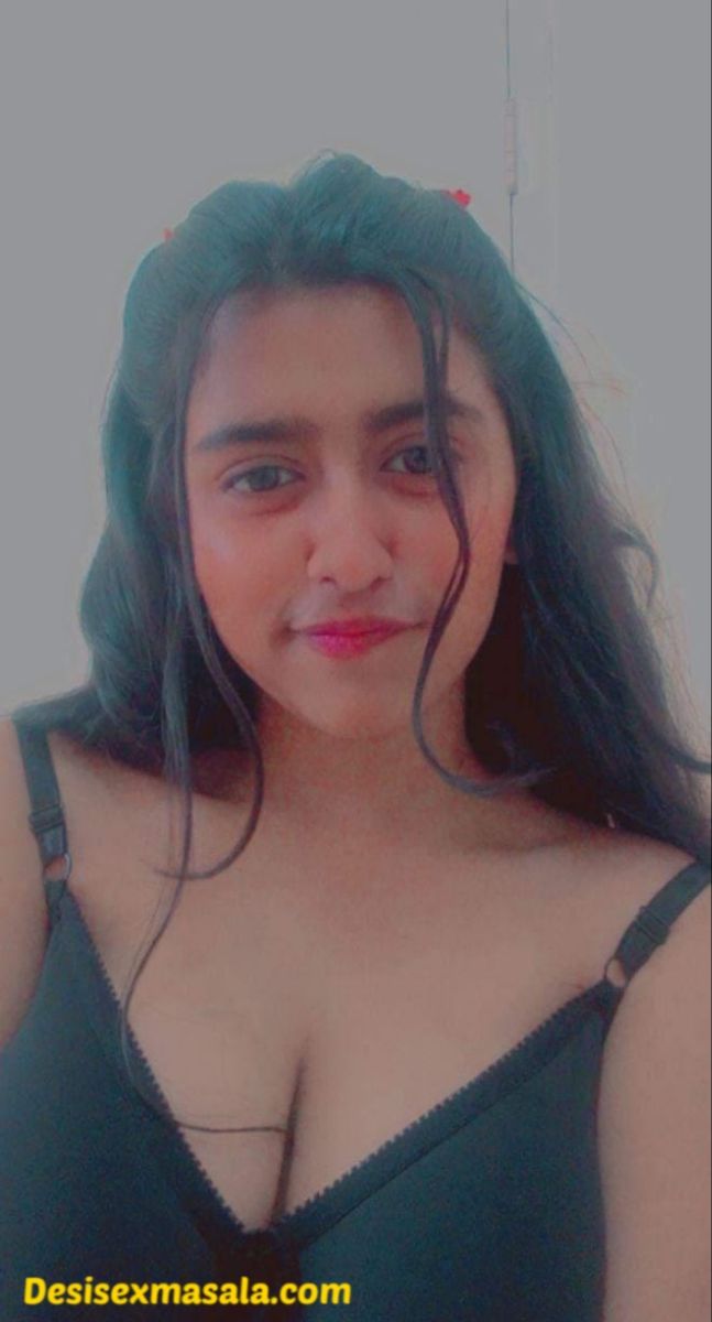 NRI teen college girls nude pics collection