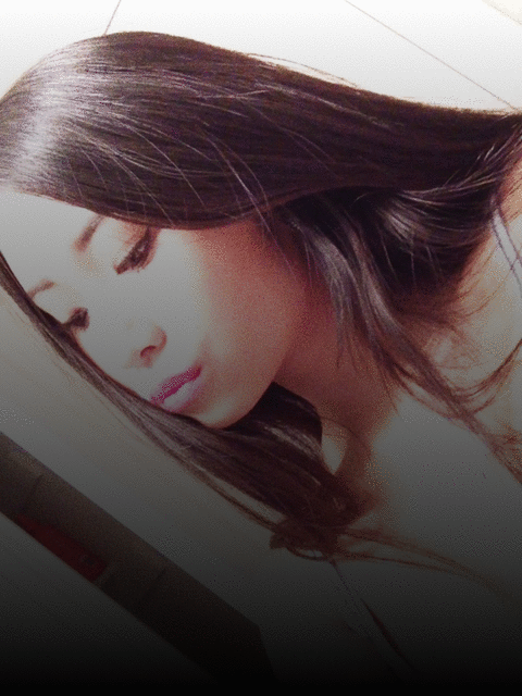 Haley Asian Selfie
