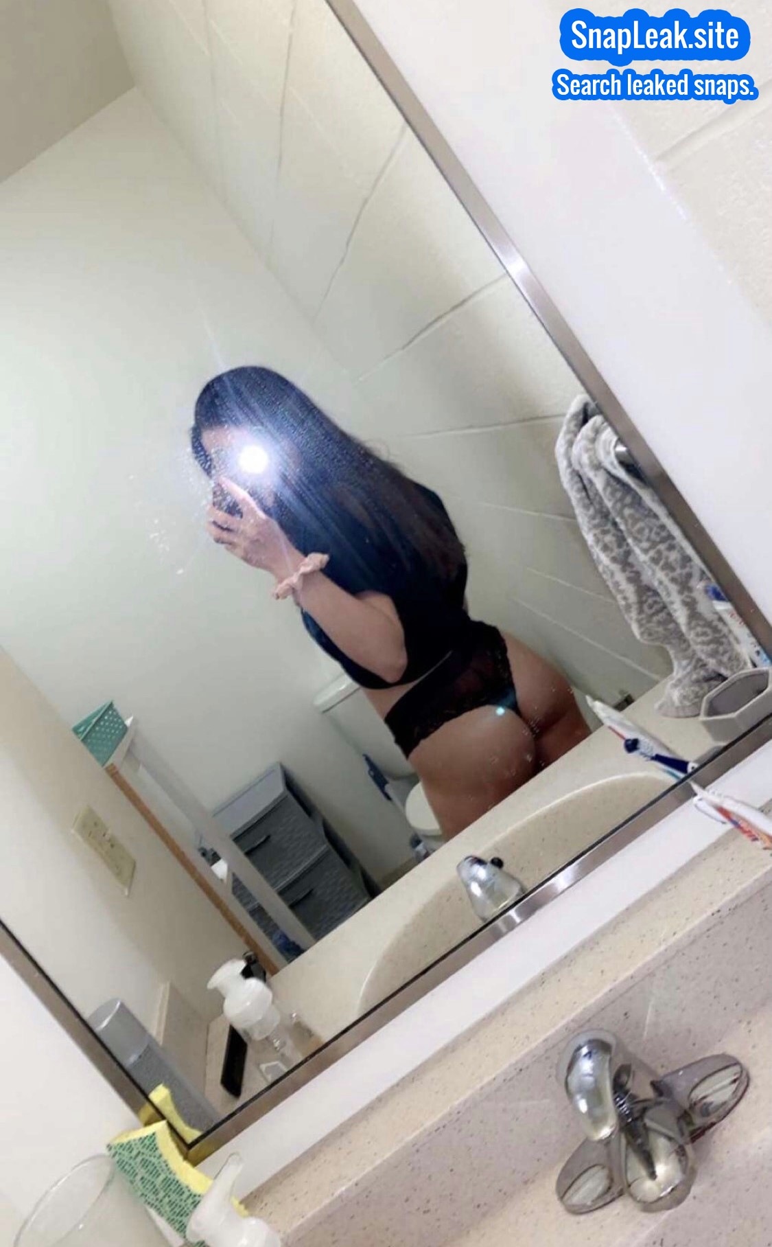Stunning Brunette Leaked Teen Snapchat